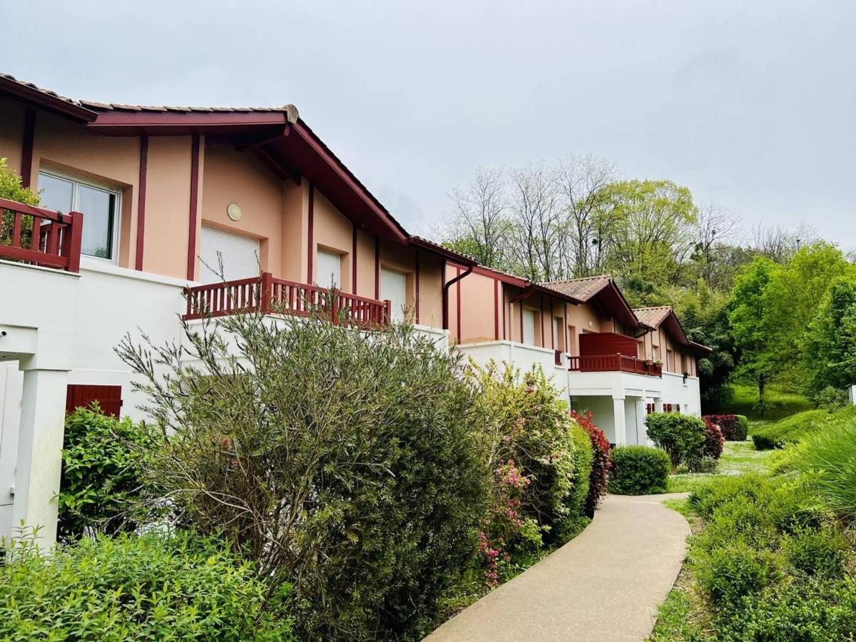 Appartement F2 A Cambo-Les-Bains Avec Piscine, Proche Thermes, Terrasse Et Parking - Fr-1-495-36 Cambo-les-Bains Exterior foto