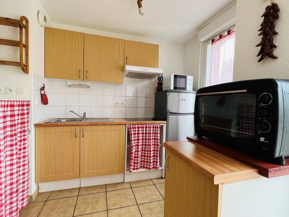 Appartement F2 A Cambo-Les-Bains Avec Piscine, Proche Thermes, Terrasse Et Parking - Fr-1-495-36 Cambo-les-Bains Exterior foto